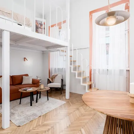 Saint Joseph View With Mezzanine Apartament *